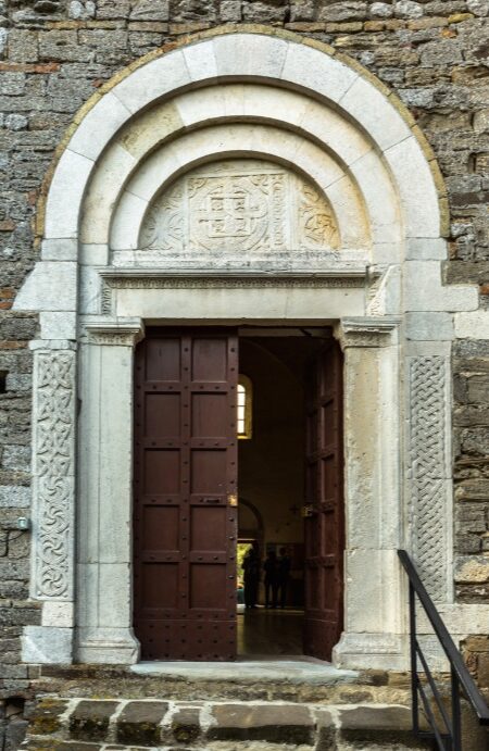 portale del chiostro san giovanni in venere portale del chiostro san giovanni in venere