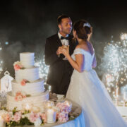 Taglio Torta con Coreografia di Bolle di sapone - Matrimonio Travolgente -  Animazione Matrimoni. 